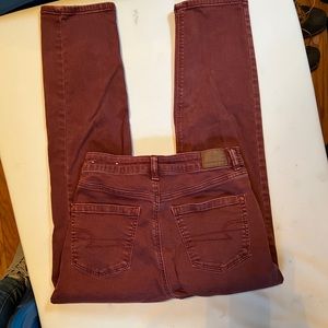 Maroon high rise mom jeans!